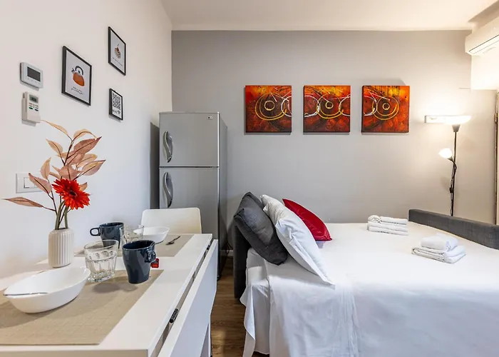 Duomo In 10 Minutes - Modern New House - Netflix & Wi-fi Apartmán Milán
