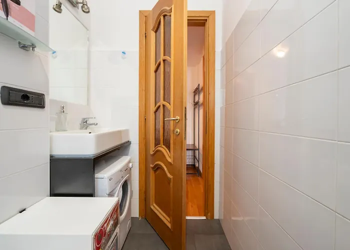 I-host - Martini 22 Milán