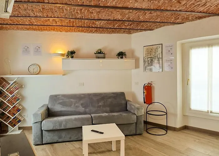 20 Minutes From Center - Design Apartament
