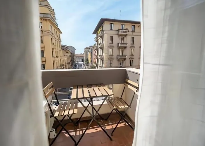 Apple - A 10 Minuti Dal Duomo Di