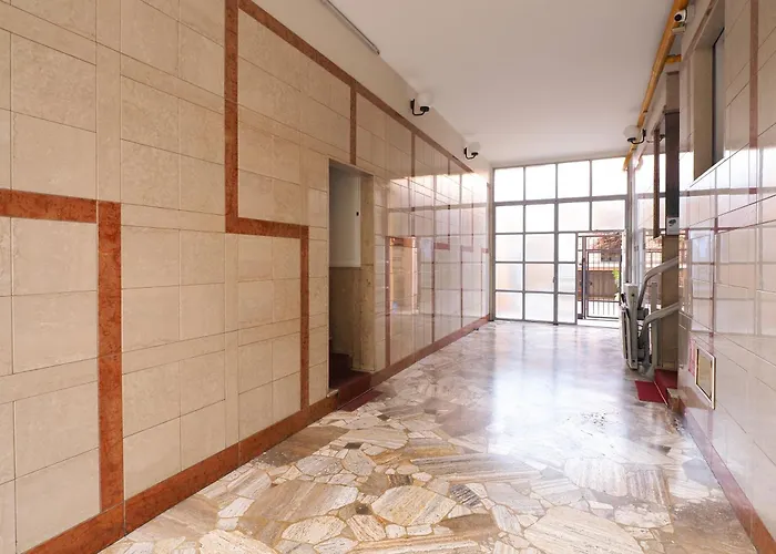 Primopiano - Albani B Milán