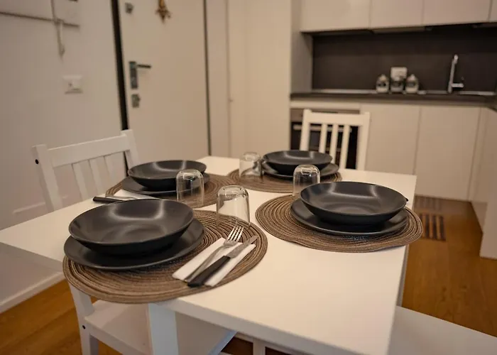 Your Cozy Loft In Citylife Milan, Near To M5 Milán