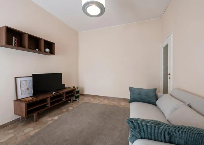 Predabissi- 7sundays 公寓 *