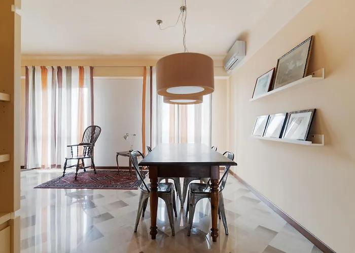 Apartament Pagano - Salutati - Ampio E Luminoso Trilocale