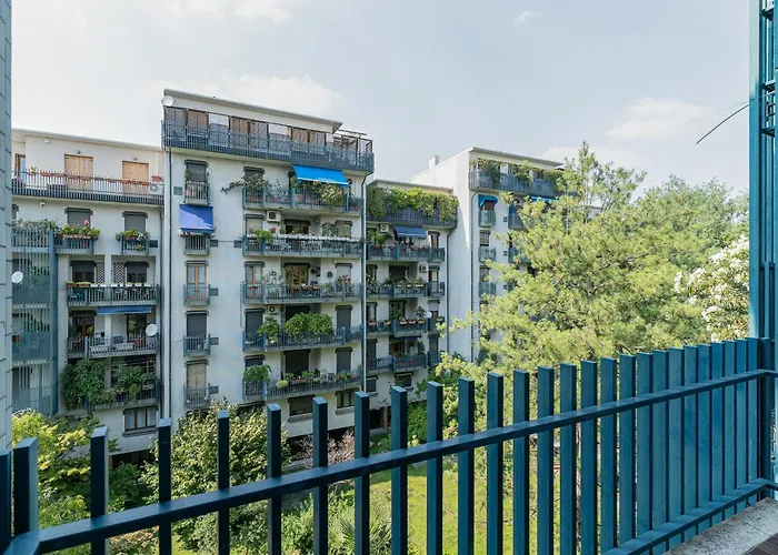 Apartament Pagano - Salutati - Ampio E Luminoso Trilocale