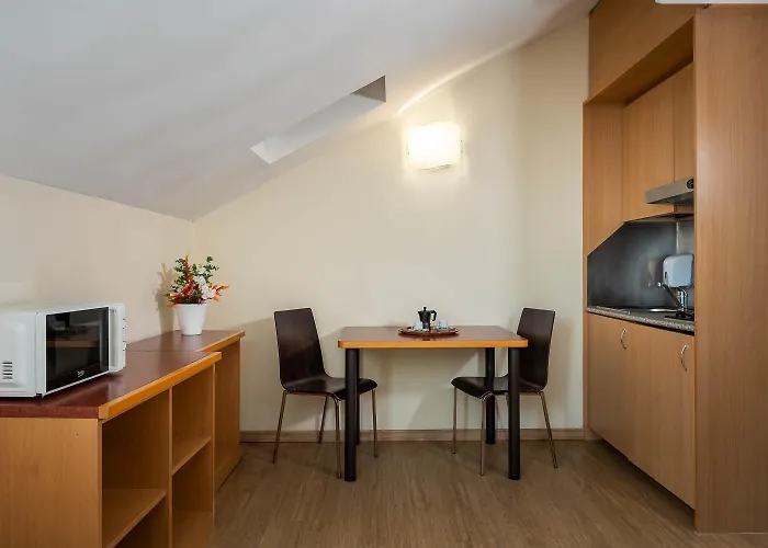 Ih Argonne Park Apartmanhotel Milánó