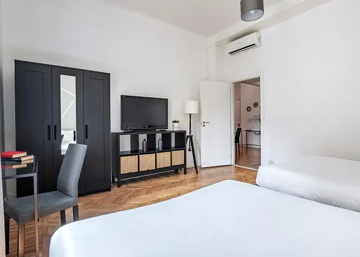 아파트 Luxury 4 Bedrooms Close To Duomo