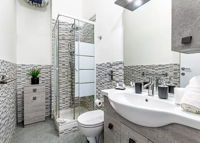 Luxury 4 Bedrooms Close To Duomo