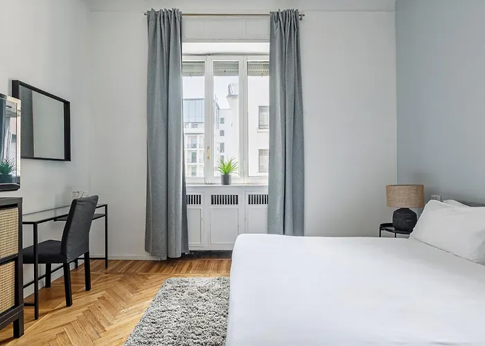 아파트 Luxury 4 Bedrooms Close To Duomo 밀라노