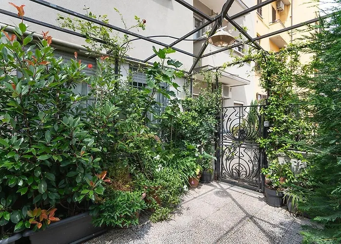 Nuovissimo Monolocale Con Cucina E Terrazzo Apartmán Milán