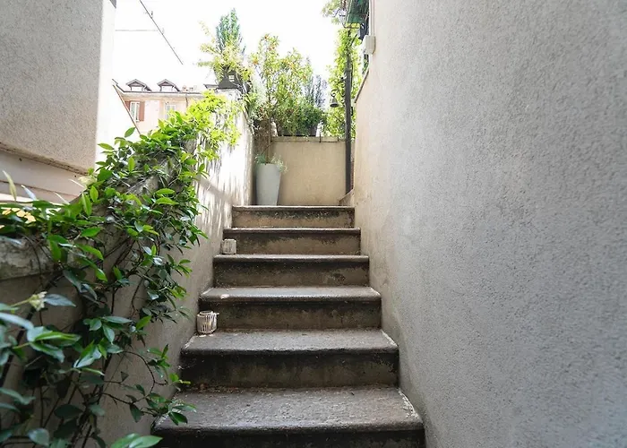 Nuovissimo Monolocale Con Cucina E Terrazzo Apartmán