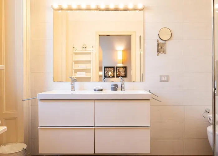 Crocetta Turandot One Bed 1st Floor - Mirable Pm