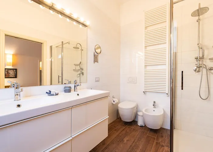 Crocetta Turandot One Bed 1st Floor - Mirable Pm アパート ミラノ