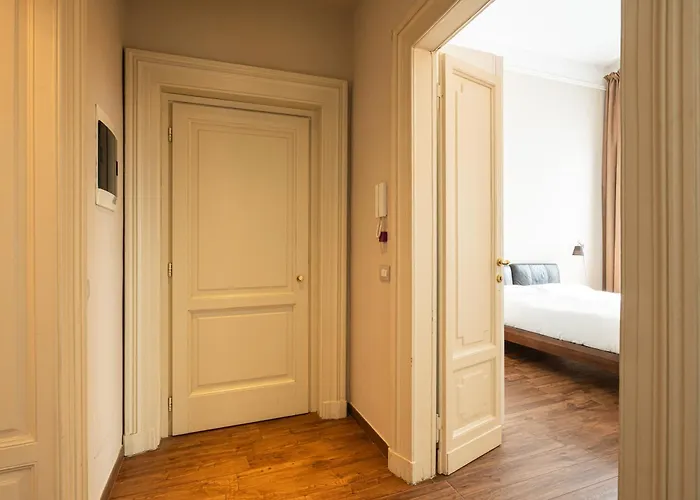 Crocetta Aida One Bedroom 1st Floor - Mirable Pm