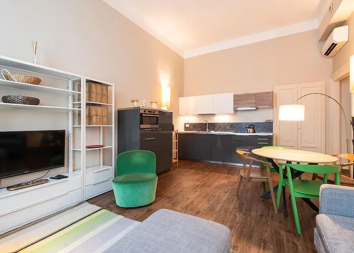 Crocetta Aida One Bedroom 1st Floor - Mirable Pm Appartement *