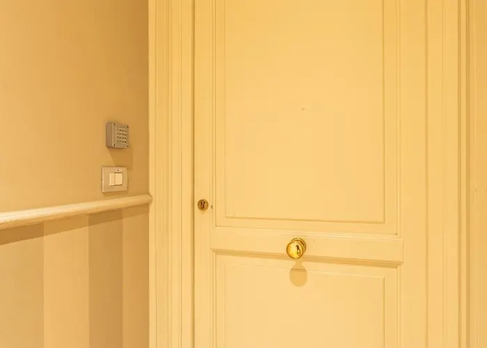 Crocetta Aida One Bedroom 1st Floor - Mirable Pm