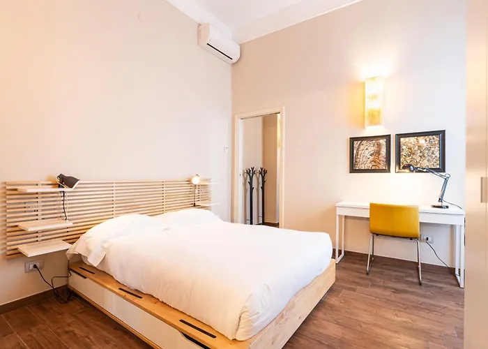 Crocetta Turandot One Bed 1st Floor - Mirable Pm アパート