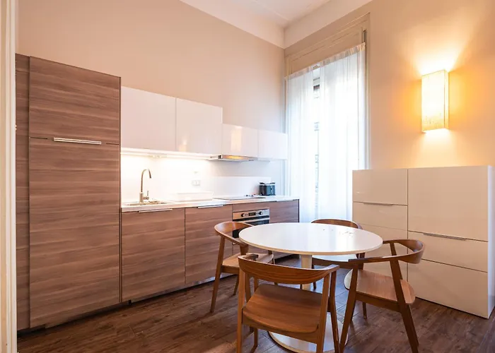 Crocetta Traviata Bilocale I Piano - Mirable Pm * Milão