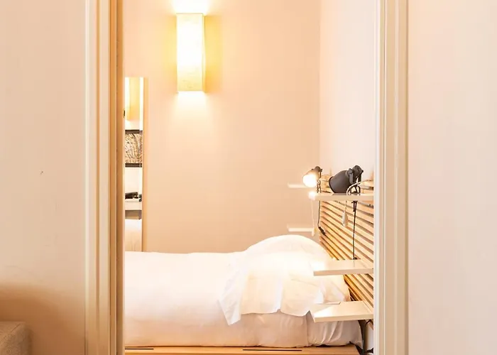 アパート Crocetta Turandot One Bed 1st Floor - Mirable Pm ミラノ