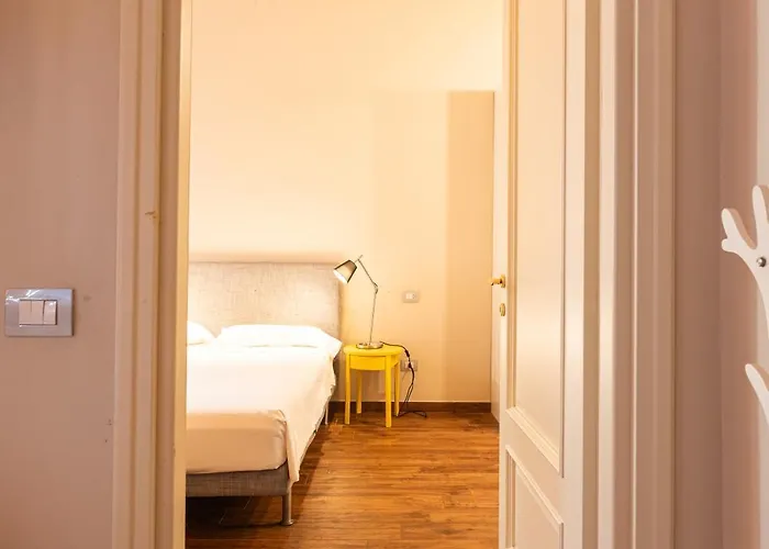 Crocetta Traviata Bilocale I Piano - Mirable Pm Apartamento *