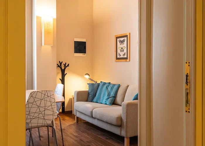 Crocetta Turandot One Bed 1st Floor - Mirable Pm アパート ミラノ