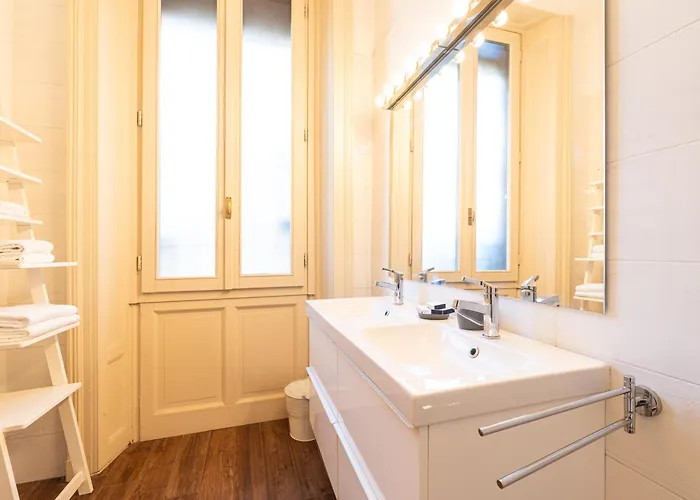 Crocetta Turandot One Bed 1st Floor - Mirable Pm