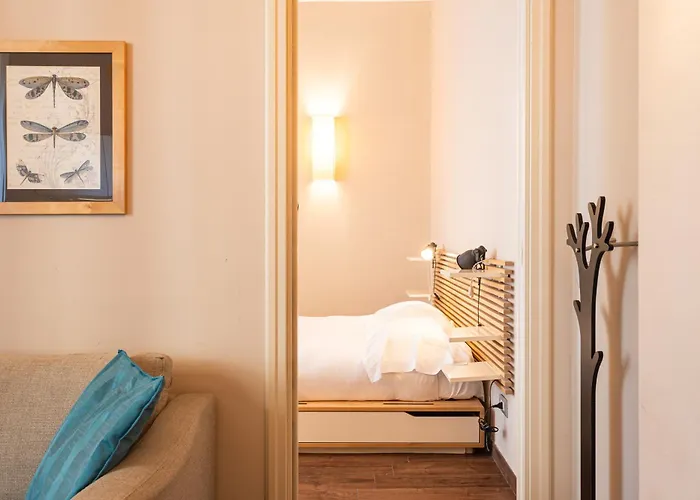 Crocetta Turandot One Bed 1st Floor - Mirable Pm アパート ミラノ