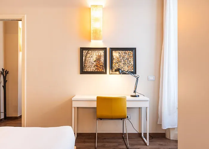 アパート Crocetta Turandot One Bed 1st Floor - Mirable Pm ミラノ