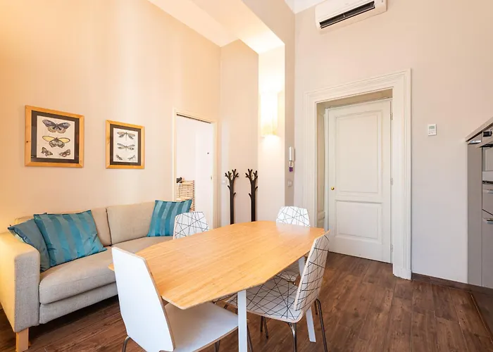 Crocetta Turandot One Bed 1st Floor - Mirable Pm ミラノ