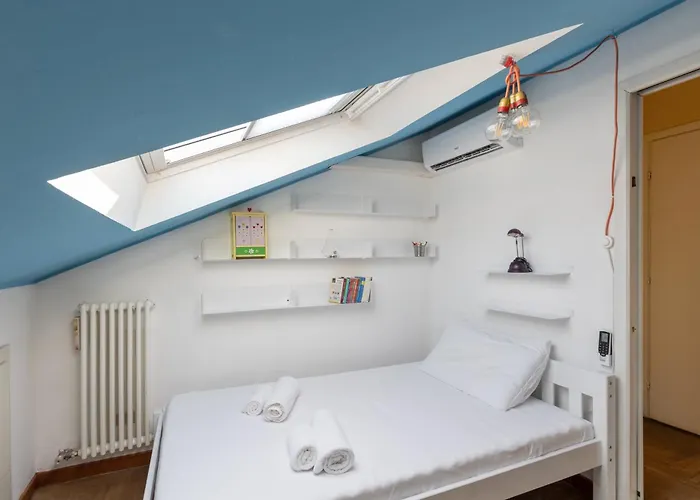 Two Bedroom Last Floor Sarpi - Mirable Pm Milánó