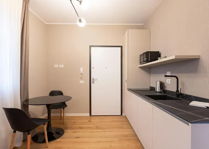 Beautiful 1 Bedroom Fiera Area - Mirable Pm Apartament