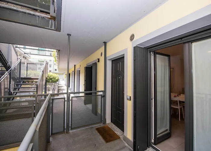 Shortmi Navigli Daire