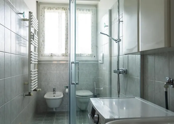 Youhosty - San Siro View