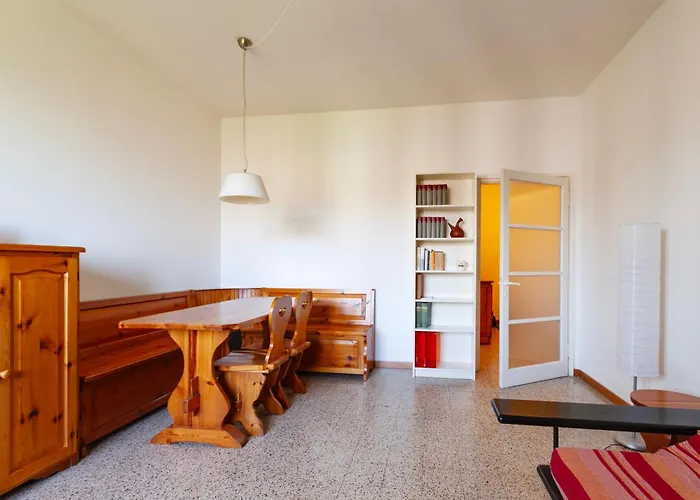 Youhosty - San Siro View