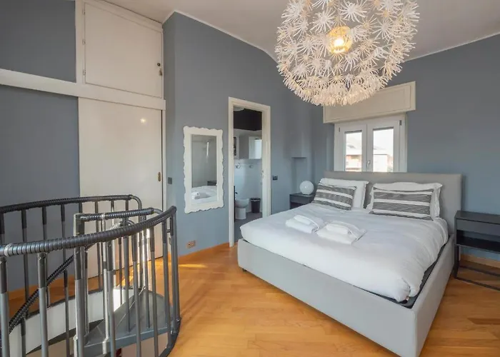 Apartament Dimore Meneghine - De Angeli Penthouse *
