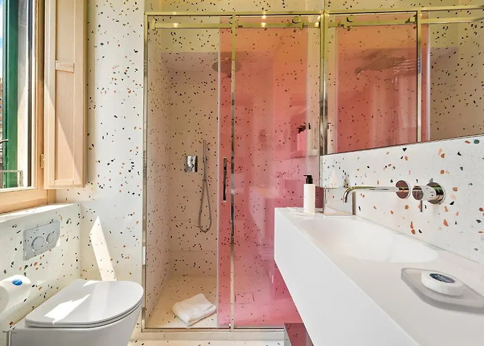 Milu Hotel 4*