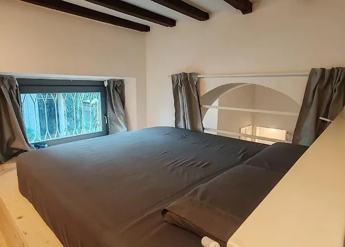 Apartment Secret Courtyard Milan