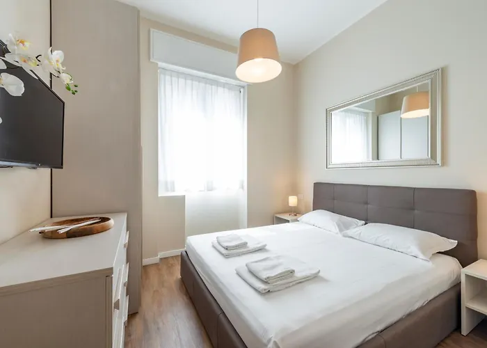 Appartamento Duomo B - Two Bedrooms & Bathroom *