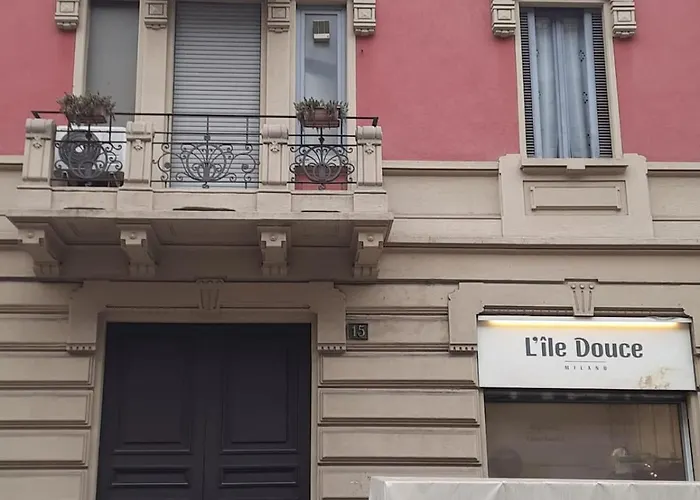 Garibaldi Island In The Heart Of * Milano