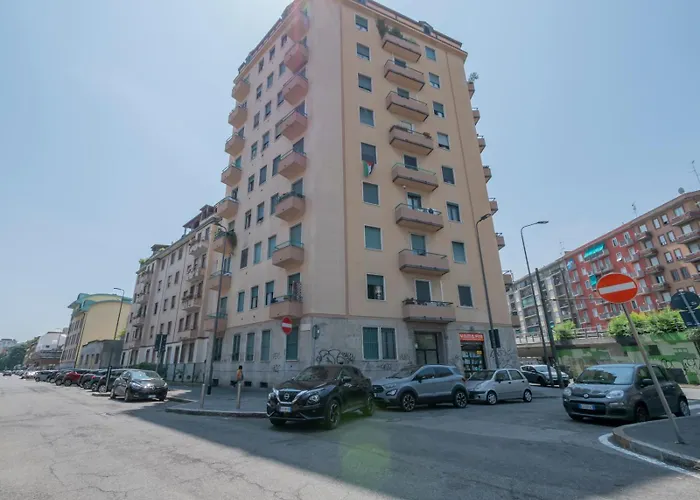 I-host - Lucania 12