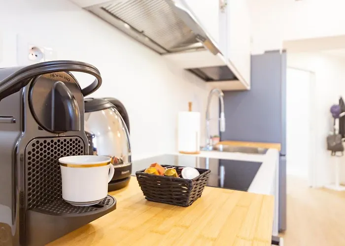 Youhosty - Sauro 5 Апартаменты *