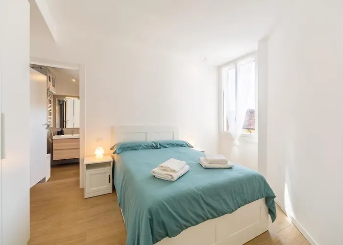 Youhosty - Sauro 5 * Милан