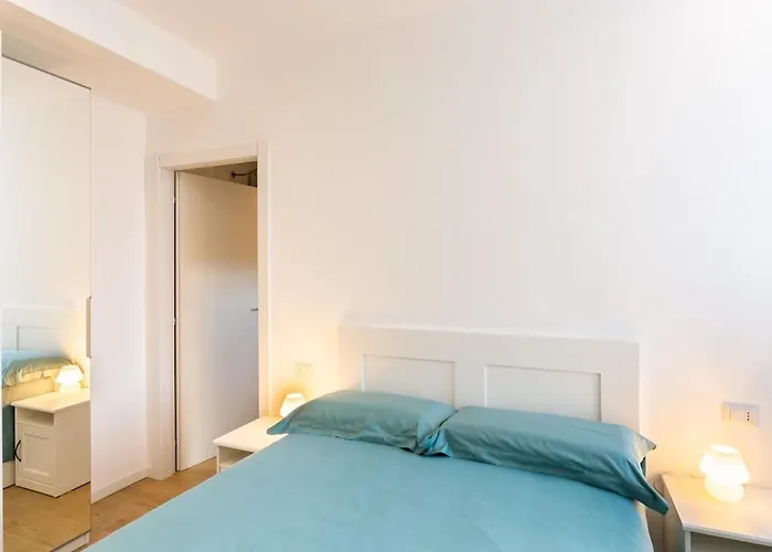 Youhosty - Sauro 5 Апартаменты