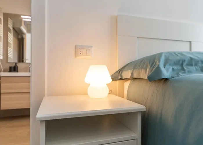 Youhosty - Sauro 5 Апартаменты Милан