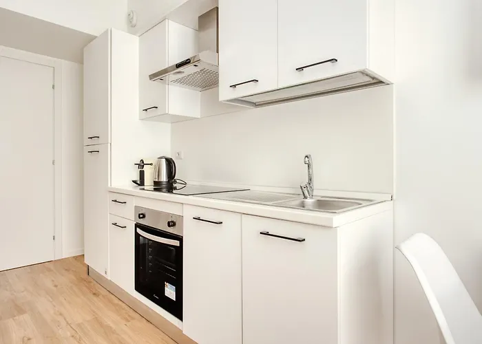 Hostmate - - Imperia's Crystal - Romolo Apartmán