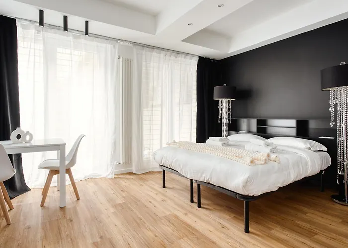 Hostmate - - Imperia's Crystal - Romolo Apartmán *