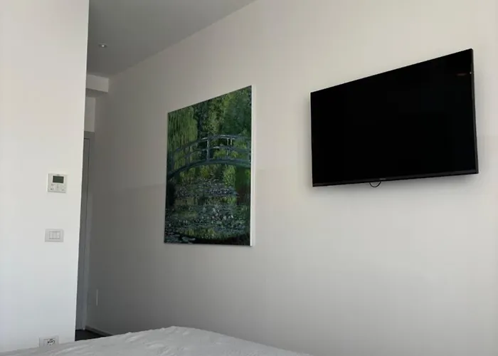 Enjoy Garden - Flavio Baracchini 9 - בית הארחה מילאנו