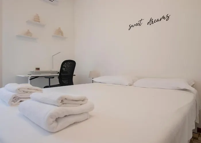 公寓 Navigli Retreat Near Duomo