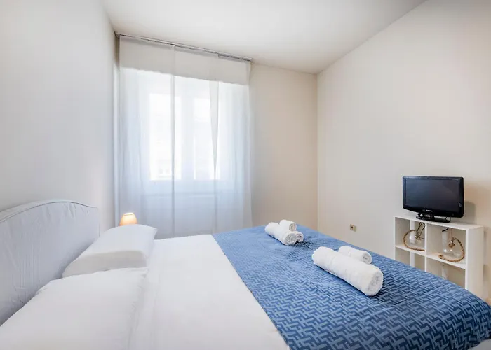 Bright And Modern 2 Double Bedrooms Bocconi *