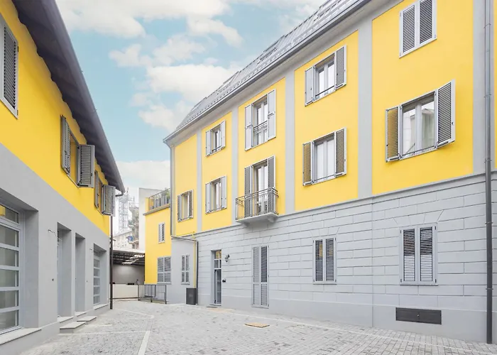 شقة Living La Corte Segreta ميلان